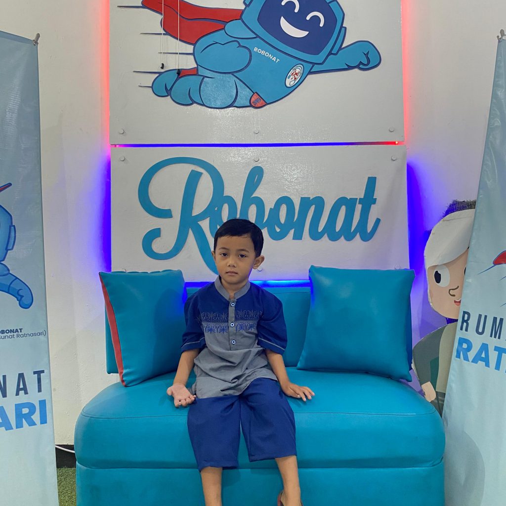 klinik Sunat di Rumah Khitan Robonat
